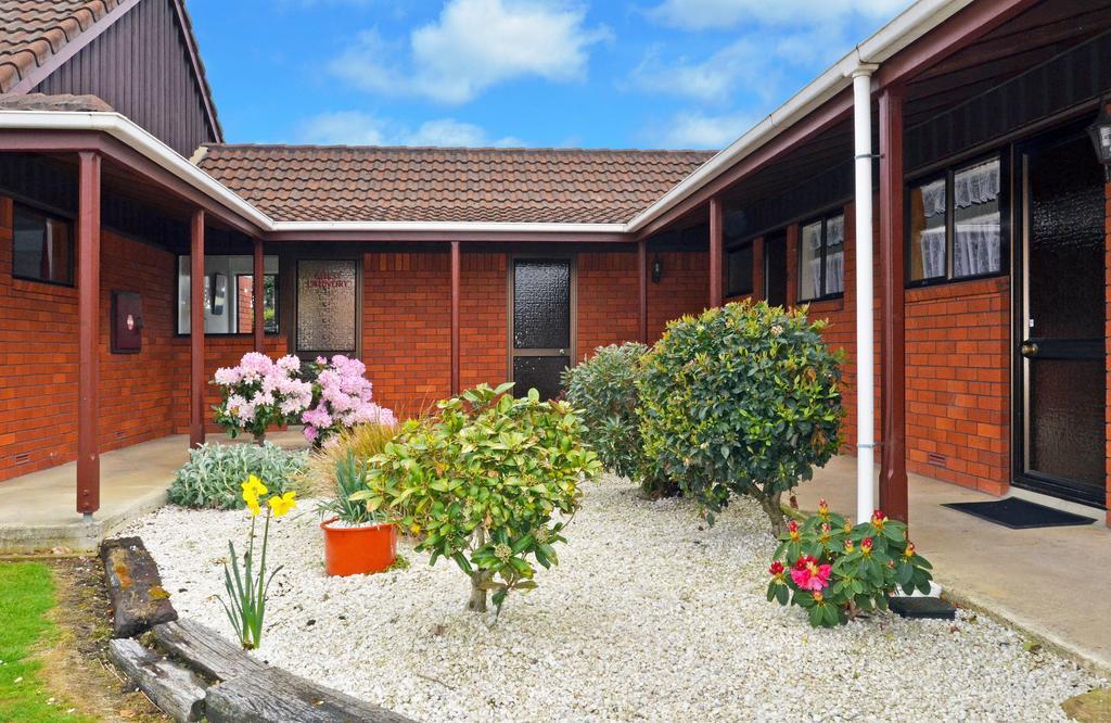 Mosgiel Regency Motel Exterior photo